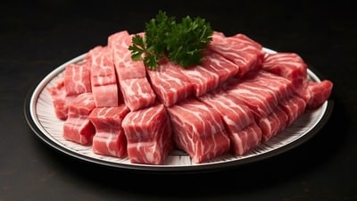 Grass-fed meats: Rich in essential nutrients like protein, iron, and B vitamins, grass-fed meats support muscle growth and overall health.&nbsp; (Freepik)