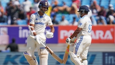 Jaiswal and Sarfaraz stitched an unbeaten stand of 172 runs to help India hand a massive target of 557 runs&nbsp; (BCCI-X)