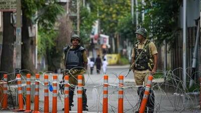 Security forces have increased their vigil in Kashmir ahead of PM Narendra Modi’s Jammu planned February 20 visit. (HT File (Representative image)) Security forces have increased their vigil in Kashmir ahead of PM Narendra Modi’s Jammu planned February 20 visit. (HT File (Representative image))