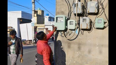 The official also held the subsidy of 300 units every month responsible for people not willing to pay. (HT Photo) The official also held the subsidy of 300 units every month responsible for people not willing to pay. (HT Photo)