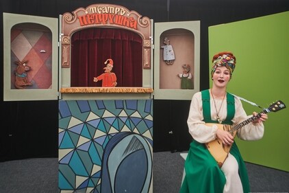 Petrushka, performed by Novosibirsk Regional Puppet Theatre and directed by Svyatoslav Pankov, is a traditional performance that unfolds as short comic vignettes that are filled with colourful puppets and foot-tapping music.
