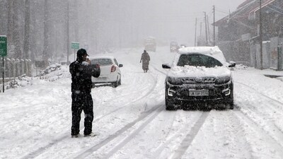 Meanwhile, IMD predicted heavy rainfall very likely at isolated places over Jammu and Kashmir, Ladakh and Himachal Pradesh on February 18 and 20, and over Uttarakhand on February 19 and 20. (ANI) Meanwhile, IMD predicted heavy rainfall very likely at isolated places over Jammu and Kashmir, Ladakh and Himachal Pradesh on February 18 and 20, and over Uttarakhand on February 19 and 20. (ANI)