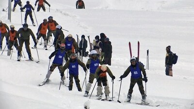 "Keeping in view the safety of the tourists, the administration has stopped the movement of tourists and has issued an advisory to the tourists requesting them not visit the touristy areas in higher reaches. There has been heavy snowfall in the higher areas in Kullu district since last night," he added. (ANI) "Keeping in view the safety of the tourists, the administration has stopped the movement of tourists and has issued an advisory to the tourists requesting them not visit the touristy areas in higher reaches. There has been heavy snowfall in the higher areas in Kullu district since last night," he added. (ANI)