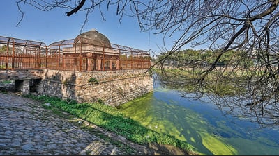 The revival of the 13th century reservoir will be done in three stages, the first of which was concluded in the first week of February. From September to November last year, and then again, this month, 300 tonnes of water hyacinth, duckweed and algae was removed from the reservoir. (Raj K Raj/HT Photo) The revival of the 13th century reservoir will be done in three stages, the first of which was concluded in the first week of February. From September to November last year, and then again, this month, 300 tonnes of water hyacinth, duckweed and algae was removed from the reservoir. (Raj K Raj/HT Photo)