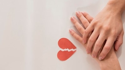 Confession Day 2024: Top confessions to avoid; 6 things to never tell your partner (Freepik) Confession Day 2024: Top confessions to avoid; 6 things to never tell your partner (Freepik)
