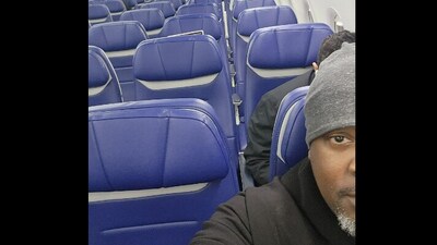 Southwest Airlines passenger shared this image from the flight. (X/@Anthony Thomas)