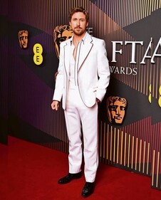 Ryan Gosling in a well-tailored white Gucci suit featuring a maroon outline at BAFTA 2024 (Photo: Instagram) Ryan Gosling in a well-tailored white Gucci suit featuring a maroon outline at BAFTA 2024 (Photo: Instagram)