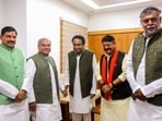 Kamal Nath with BJP leaders during Madhya Pradesh assembly's session. 