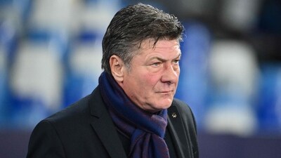 (FILES) Napoli's Italian head coach Walter Mazzarri (AFP) (FILES) Napoli's Italian head coach Walter Mazzarri (AFP)