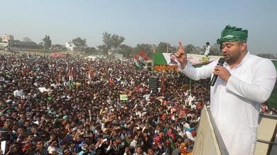 RJD leader Tejashwi Yadav addressing a public meeting in Bhar on Tuesday (HT Photo) RJD leader Tejashwi Yadav addressing a public meeting in Bhar on Tuesday (HT Photo)