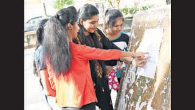 The Class 12 examination of students of nine divisional boards will be conducted from February 21. (HT PHOTO)