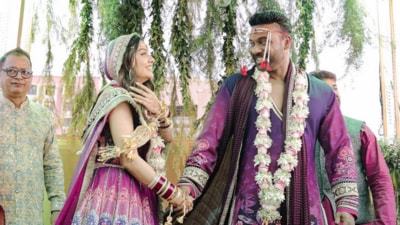 Divya Agarwal married Apurva Padgaonkar in Mumbai. Divya Agarwal married Apurva Padgaonkar in Mumbai.