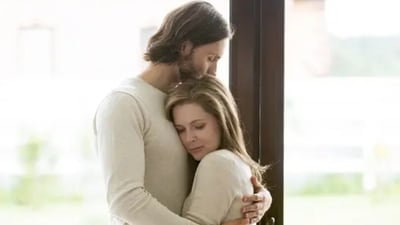 Make efforts to reconnect and repair if feelings have been hurt. Hold hands, apologize, hug, remind them why they're important to you, etc. (Unsplash) Make efforts to reconnect and repair if feelings have been hurt. Hold hands, apologize, hug, remind them why they're important to you, etc. (Unsplash)