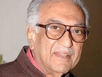 Renowned radio presenter Ameen Sayani died at 91. Renowned radio presenter Ameen Sayani died at 91.