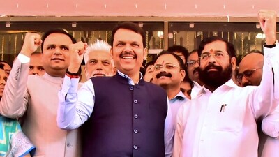Mumbai, Feb 20 (ANI): Maharashtra Chief Minister Eknath Shinde, State Deputy CM Devendra Fadnavis, State Assembly Speaker Rahul Narwekar and others celebrate after the Maratha Reservation Bill was passed by the State Assembly, in Mumbai on Tuesday. (ANI Photo) (Deepak Salvi) Mumbai, Feb 20 (ANI): Maharashtra Chief Minister Eknath Shinde, State Deputy CM Devendra Fadnavis, State Assembly Speaker Rahul Narwekar and others celebrate after the Maratha Reservation Bill was passed by the State Assembly, in Mumbai on Tuesday. (ANI Photo) (Deepak Salvi)