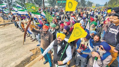 Farmers unions and all khaps of Jind district on Tuesday took part in a mahapanchayat at Uchana in the district and urged both the factions of the Samyukt Kisan Morcha to get united by setting aside their personal differences for the larger interest of the farmers and labourers. (PTI) Farmers unions and all khaps of Jind district on Tuesday took part in a mahapanchayat at Uchana in the district and urged both the factions of the Samyukt Kisan Morcha to get united by setting aside their personal differences for the larger interest of the farmers and labourers. (PTI)