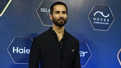 Shahid Kapoor attends the Dadasaheb Phalke International Film Festival Awards 2024. He won Best Actor in a Web Series for Farzi. The web series created by Raj Nidimoru and Krishna DK also marked the OTT debut of not only Shahid, but also actor Vijay Sethupathi. (AFP) Shahid Kapoor attends the Dadasaheb Phalke International Film Festival Awards 2024. He won Best Actor in a Web Series for Farzi. The web series created by Raj Nidimoru and Krishna DK also marked the OTT debut of not only Shahid, but also actor Vijay Sethupathi. (AFP)