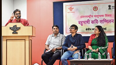 Multilingual poets meet at the Sahitya Akademi in Dadar on Wednesday. (Raju Shinde/HT Photo) Multilingual poets meet at the Sahitya Akademi in Dadar on Wednesday. (Raju Shinde/HT Photo)