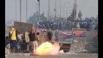 Police and farmers clash at the Shambhu border of Punjab and Haryana. (Ravi Kumar/HT) Police and farmers clash at the Shambhu border of Punjab and Haryana. (Ravi Kumar/HT)