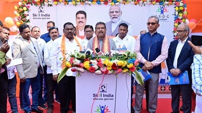 Union Minister for Education and Skill Development and Entrepreneurship Dharmendra Pradhan who inaugurated the Skill India Centre stressed on the need for a skilled and competent workforce to propel India’s development journey forward.