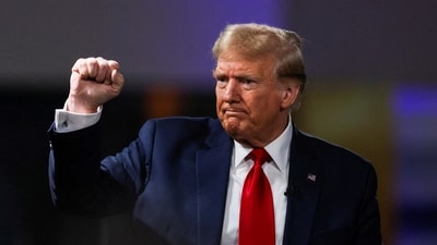 Former U.S. President and Republican presidential candidate Donald Trump gestures as he participates in a Fox News town hall with Laura Ingraham in Greenville, South Carolina, U.S. February 20, 2024 (REUTERS/Sam Wolfe) (REUTERS)