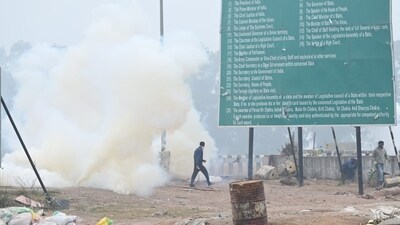 The Haryana police fired tear gas shells at protesting farmers on the Punjab-Haryana Shambhu border on Wednesday morning. Farmers protesting at two border points between Punjab and Haryana resumed their march on Wednesday after rejecting the Centre's proposal for procuring pulses, maize, and cotton at the MSP by government agencies for five years. (Ravi Kumar/HT Photo) The Haryana police fired tear gas shells at protesting farmers on the Punjab-Haryana Shambhu border on Wednesday morning. Farmers protesting at two border points between Punjab and Haryana resumed their march on Wednesday after rejecting the Centre's proposal for procuring pulses, maize, and cotton at the MSP by government agencies for five years. (Ravi Kumar/HT Photo)