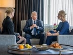Biden meets Navalny's wife, daughter in California