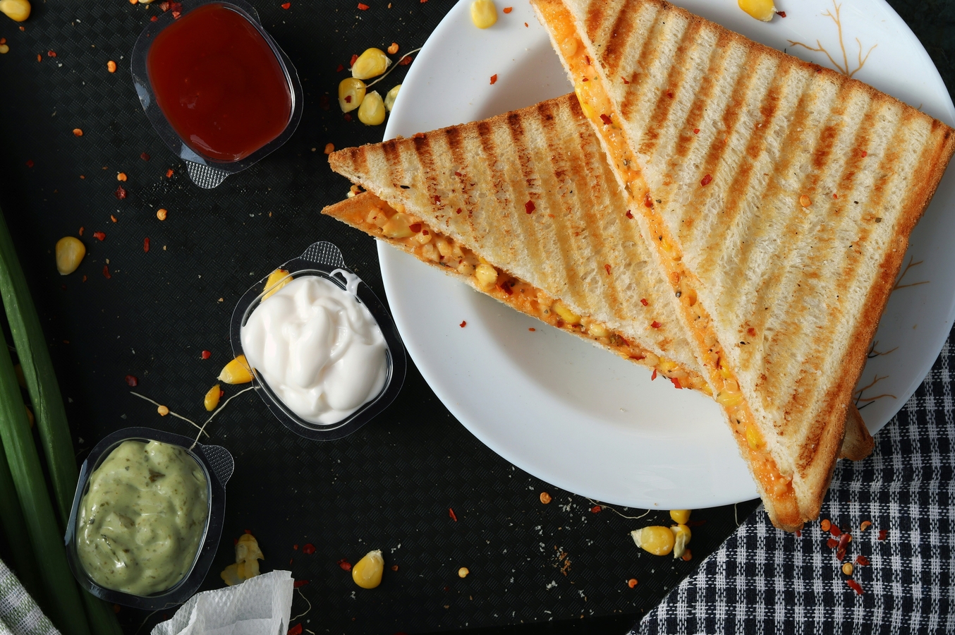 Cleaner sacked for eating leftover sandwich at London law firm - Vimarsana News