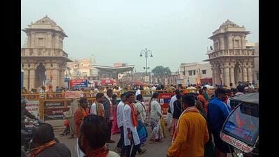 Devotees arrive to offer prayers at Ram Janmabhoomi Temple, in Ayodhya on Thursday. (ANI Photo) Devotees arrive to offer prayers at Ram Janmabhoomi Temple, in Ayodhya on Thursday. (ANI Photo)