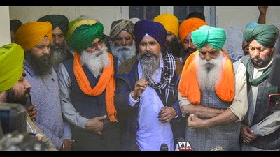 Farmer leader Swarn Singh Pandher (in blue turban) with Jagjit Singh Dallewal and others at Government Rajindra Hospital in Patiala on Thursday. (PTI) Farmer leader Swarn Singh Pandher (in blue turban) with Jagjit Singh Dallewal and others at Government Rajindra Hospital in Patiala on Thursday. (PTI)