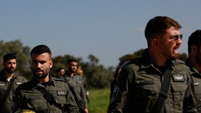 Members of Israeli security forces (REUTERS)