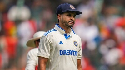 India's batter Shreyas Iyer walks back to the pavilion during the 2nd Test (PTI) India's batter Shreyas Iyer walks back to the pavilion during the 2nd Test (PTI)