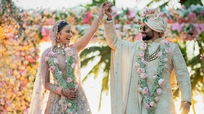 Dressed in hues of pink, peach and ivory, both Rakul and Jackky looked over the moon to be husband and wife. (Instagram) Dressed in hues of pink, peach and ivory, both Rakul and Jackky looked over the moon to be husband and wife. (Instagram)