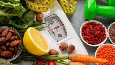 Fast-mimicking diet works by tricking the body into thinking it is fasting, but technically, it is not. (Freepik) Fast-mimicking diet works by tricking the body into thinking it is fasting, but technically, it is not. (Freepik)