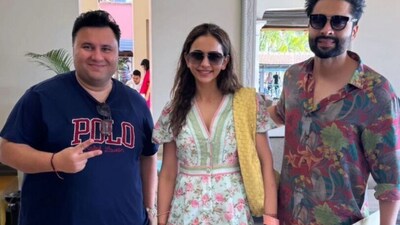 Rakul Preet Singh and Jackky Bhagnani with his cousin. Rakul Preet Singh and Jackky Bhagnani with his cousin.
