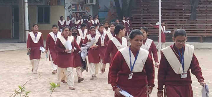 UP board Students coming out of a centre after appearing in exam on Thursday
(HT Photo)