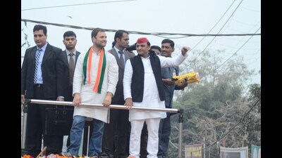 Congress MP Rahul Gandhi and SP chief Akhilesh Yadav in a roadshow in Agra in 2017. (HT FILE) Congress MP Rahul Gandhi and SP chief Akhilesh Yadav in a roadshow in Agra in 2017. (HT FILE)