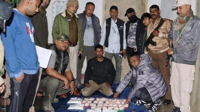 Police found 30 soap boxes and four leather bags containing 4.765 kgs of heroin (HT Photo) Police found 30 soap boxes and four leather bags containing 4.765 kgs of heroin (HT Photo)
