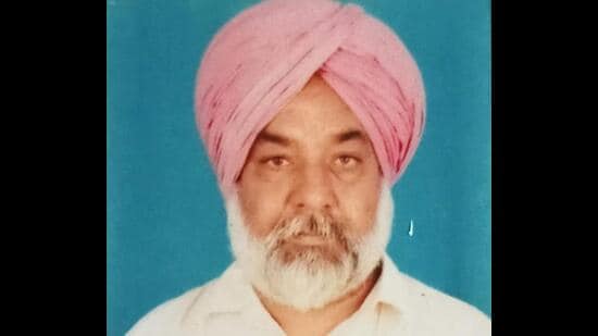 Farmer Darshan Singh, 62, from Amargarh village in Bathinda district, who died of a heart attack on Friday, had been camping at Khanauri border since February 13. (HT photo)