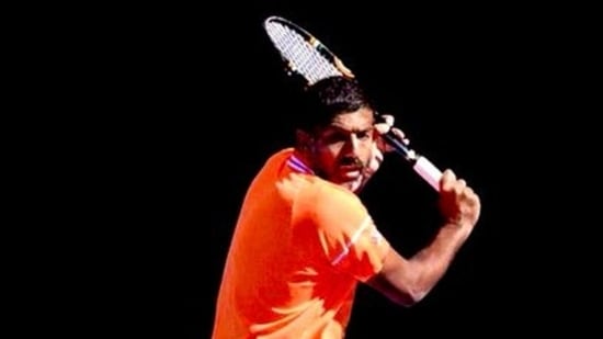 Rohan Bopanna in action.