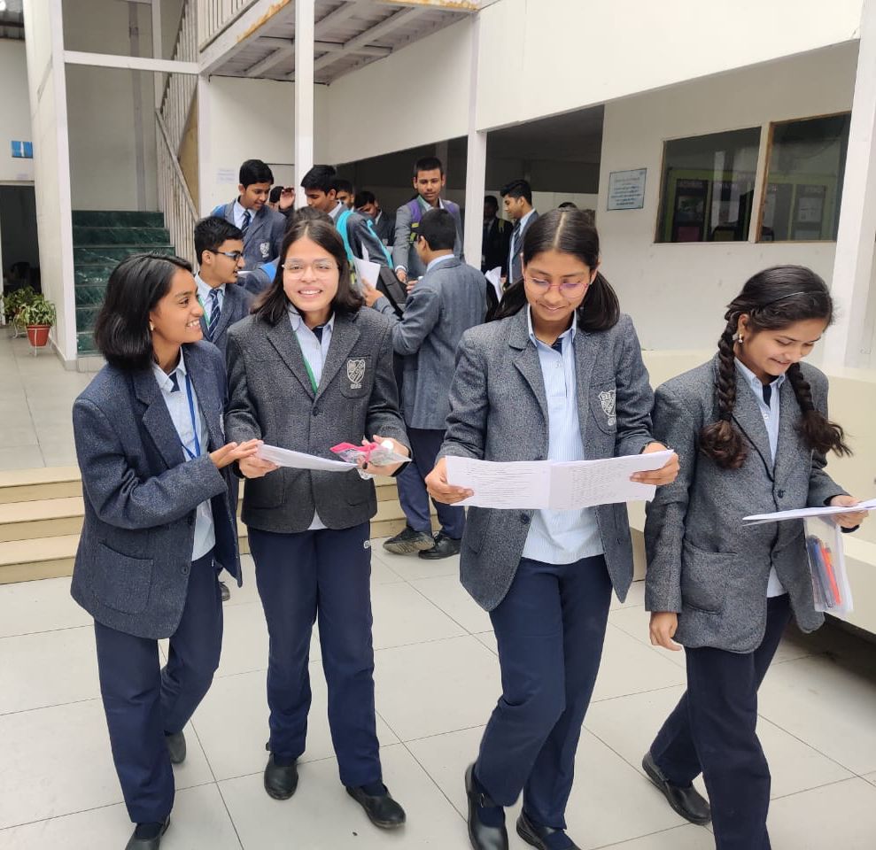 Students of City Montessori School, Lucknow branch discussing English literature question paper after the exam on Friday (Rajeev Mullick ) Students of City Montessori School, Lucknow branch discussing English literature question paper after the exam on Friday (Rajeev Mullick )