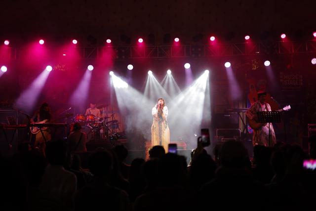 The music stage saw some great performances (JLF 2024) The music stage saw some great performances (JLF 2024)