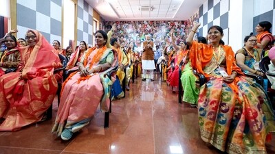 PM Modi also inaugurate several projects related to tourism and spiritual tourism in Varanasi. (PTI) PM Modi also inaugurate several projects related to tourism and spiritual tourism in Varanasi. (PTI)