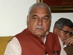 With party’s general secretary Abhay Singh Chautala accusing the government of not providing security to his right-hand man, former chief minister Bhupinder Singh Hooda termed Haryana as “most unsafe state in the country”. (HT File Photo)