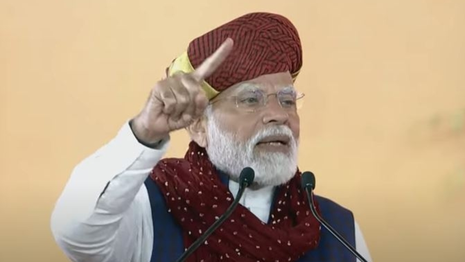 Raebareli in PM Modi's speech: 'Cong Shahi family did politics, I gave AIIMS' | Latest News India - Vimarsana News