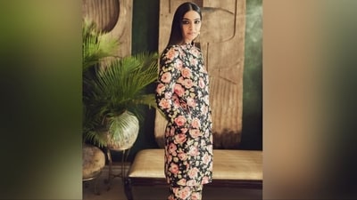 With the help of hairstylist Florian Hurel, Sonam straightened her long, luscious locks and left them open at the centre part, letting them cascade down her shoulders to complete her stunning look. (Instagram/@sonamkapoor) With the help of hairstylist Florian Hurel, Sonam straightened her long, luscious locks and left them open at the centre part, letting them cascade down her shoulders to complete her stunning look. (Instagram/@sonamkapoor)
