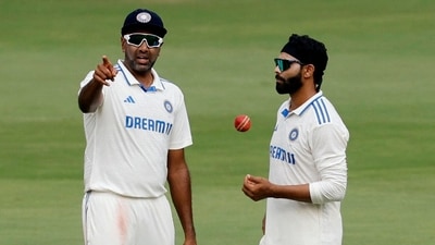 Ravichandran Ashwin speaks to Ravindra Jadeja during the match. (Reuters)