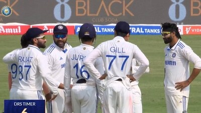 Rohit Sharma's bittersweet DRS affair continues in 4th Test against England Rohit Sharma's bittersweet DRS affair continues in 4th Test against England