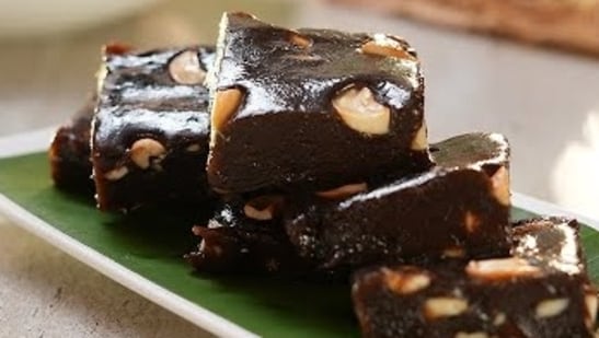 Ripe bananas to delightful dessert: Try this easy banana halwa recipe today (Photo by Twitter/khanemekyahai18)
