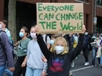 Climate anxiety poses unique challenges for therapists due to its broad impact on mental health. Climate anxiety poses unique challenges for therapists due to its broad impact on mental health.